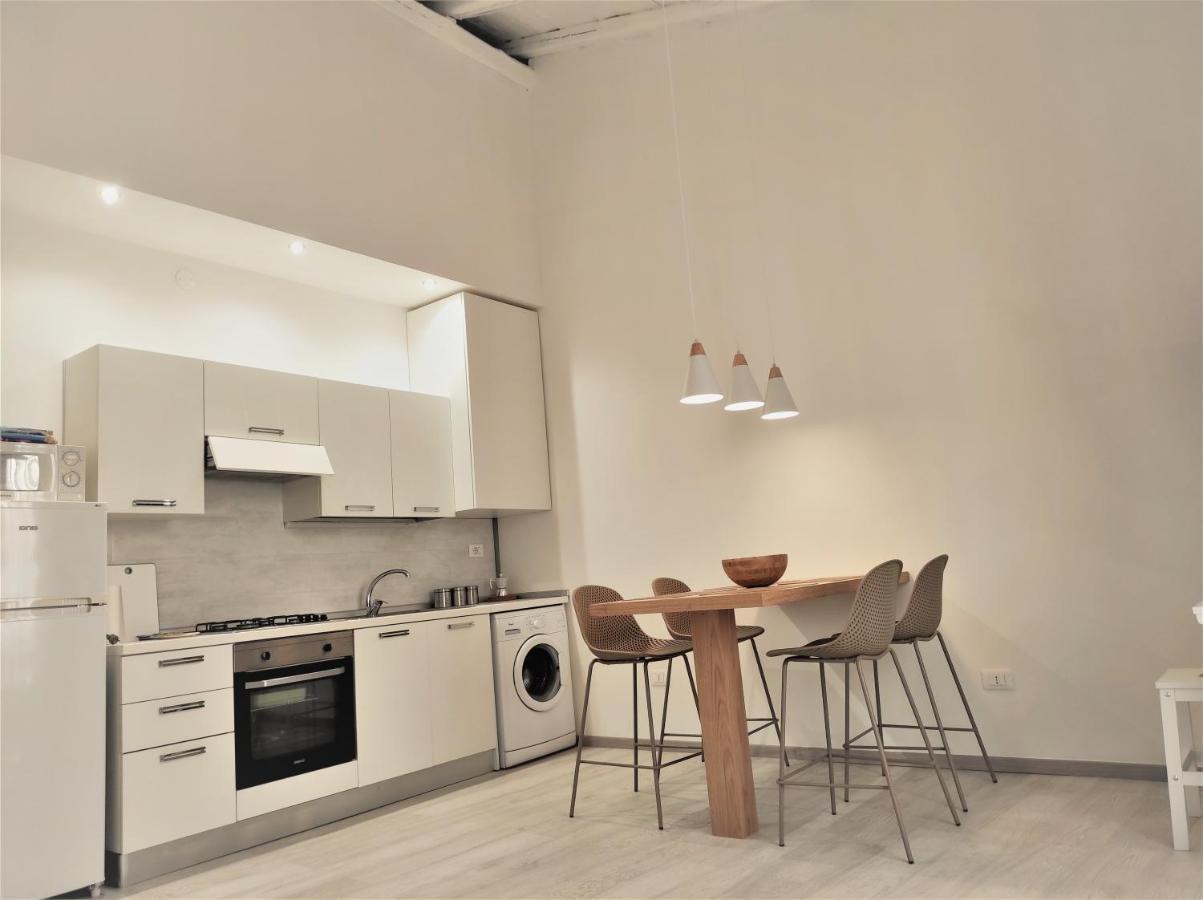 Edesia Apartment- Ortigia Holidays Сиракуза Екстериор снимка