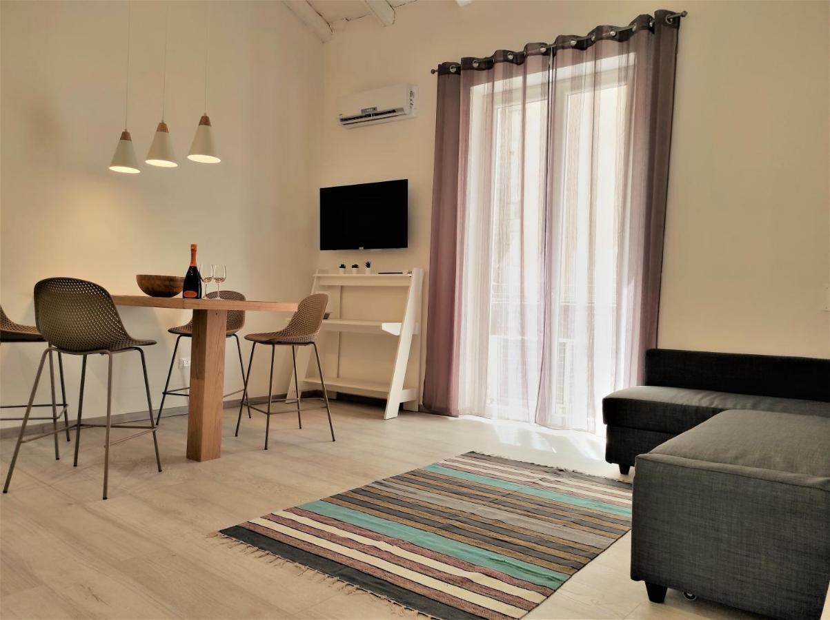 Edesia Apartment- Ortigia Holidays Сиракуза Екстериор снимка